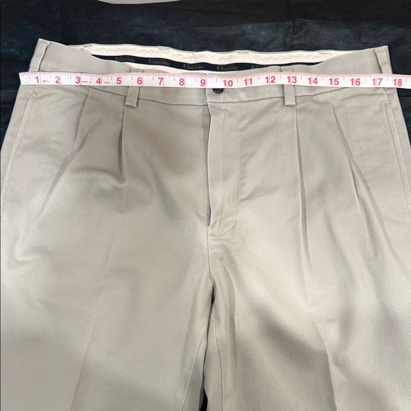 🔥Brooks Brothers Light Gray Chinos🔥 - Picture 2 of 7